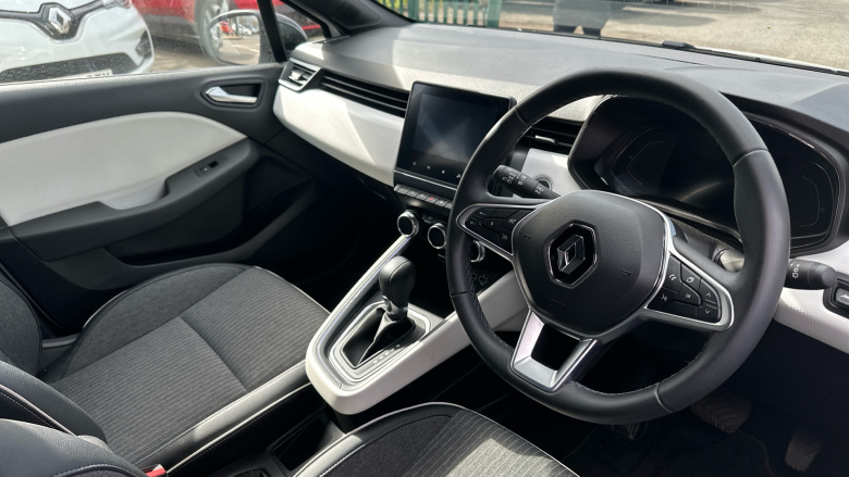 Renault Clio 1.6 E-TECH full hybrid 145 Techno 5dr Auto Hybrid Hatchback
